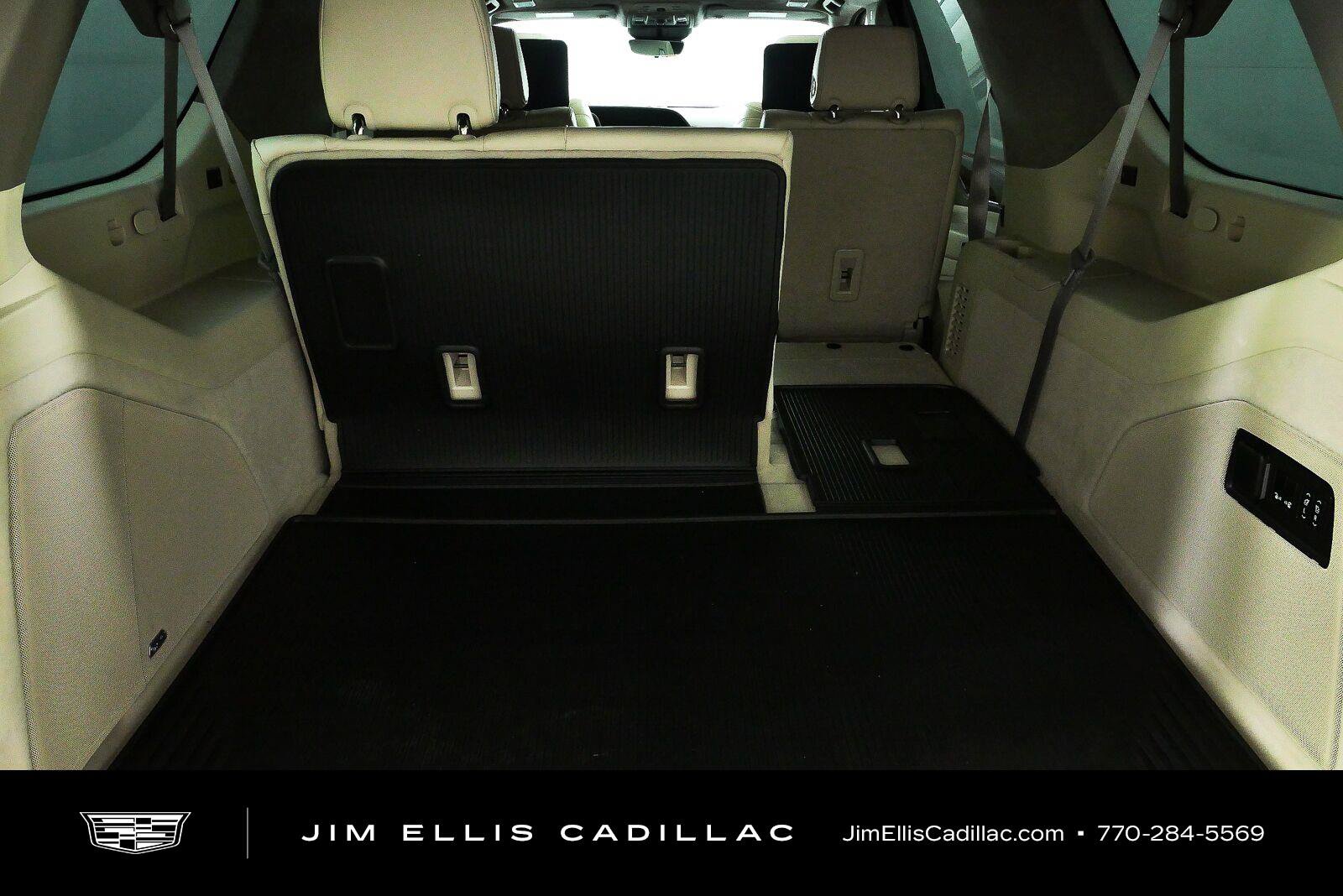Used 2023 Cadillac Escalade ESV Sport Platinum w/ LPO, ONYX Package AWD/4WD image 27