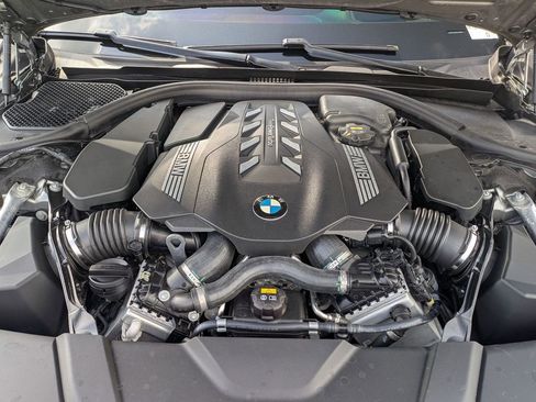 Used 2020 BMW 750i xDrive w/ Executive Package AWD/4WD image 10