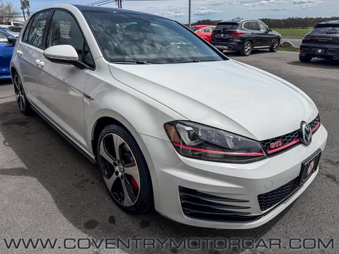 Used 2017 Volkswagen GTI SE FWD image 4
