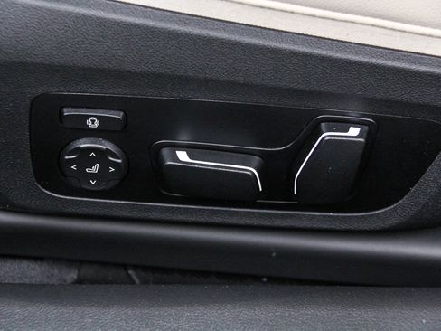 New 2026 BMW M440i Coupe w/ Premium Package RWD image 21