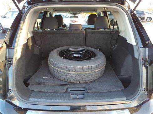 Certified 2024 Nissan Rogue S image 7