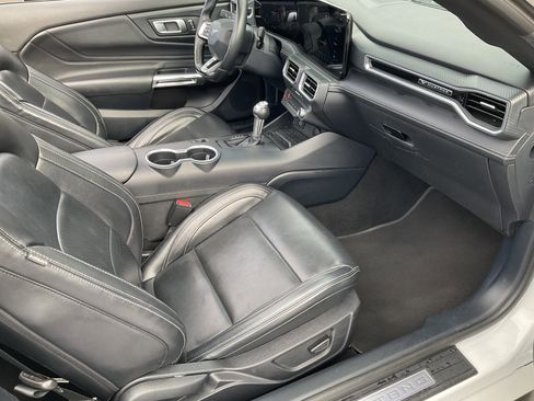 Used 2024 Ford Mustang Premium image 28