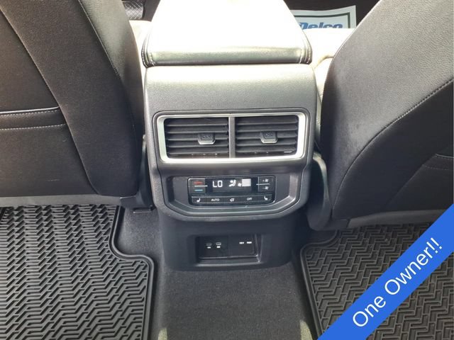 Used 2025 Volkswagen Atlas SEL AWD/4WD image 16