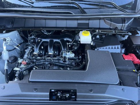 Certified 2025 Nissan Pathfinder SL w/ SL Premium Package image 29