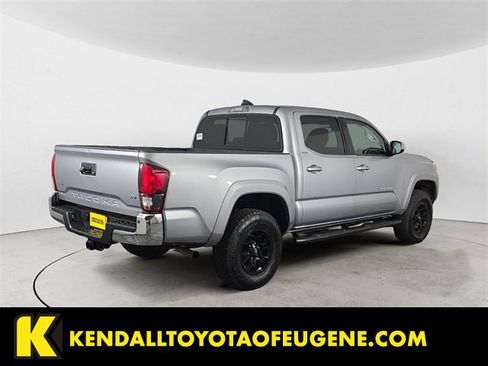 Used 2021 Toyota Tacoma SR5 image 5