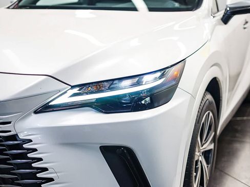 Used 2024 Lexus RX 350 Premium w/ Accessory Package (Z1) FWD image 7