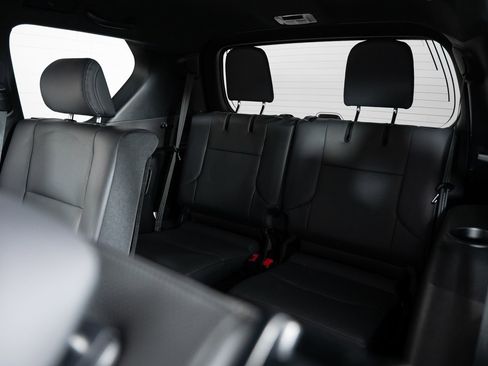 Used 2021 Lexus GX 460 Premium w/ Premium Package image 20