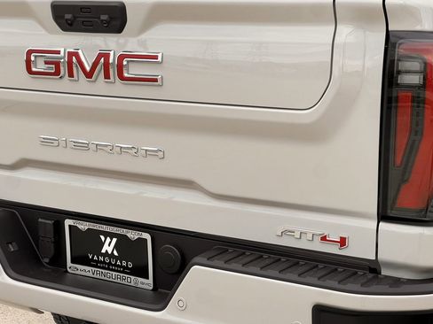 New 2026 GMC Sierra 2500 AT4 w/ AT4 Premium Plus Package image 4