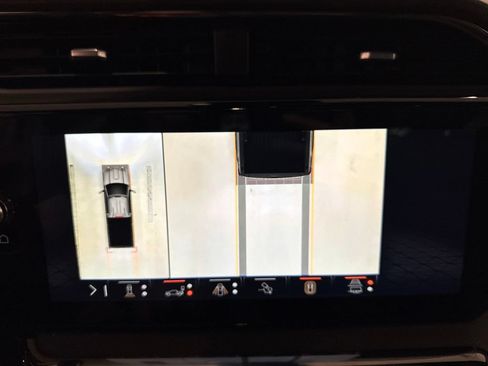 Used 2024 GMC Sierra 3500 AT4 w/ AT4 Premium Plus Package AWD/4WD image 42