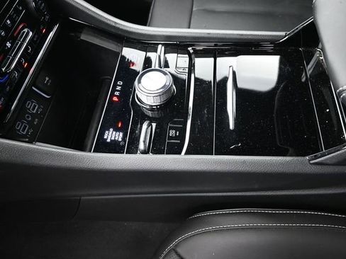 Used 2023 Jeep Grand Cherokee L Overland image 12