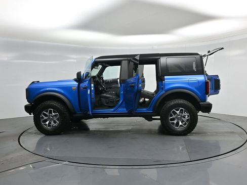 Certified 2025 Ford Bronco Badlands image 35