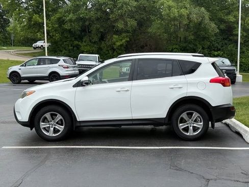 Used 2015 Toyota RAV4 XLE w/ Outdoor Package AWD/4WD image 4