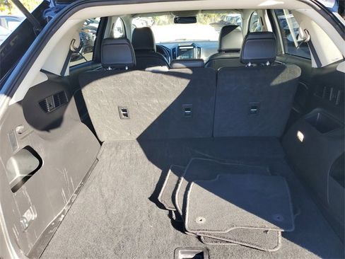 Used 2023 Ford Edge SEL image 8