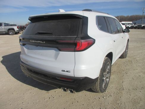 New 2026 GMC Acadia Denali Ultimate image 4