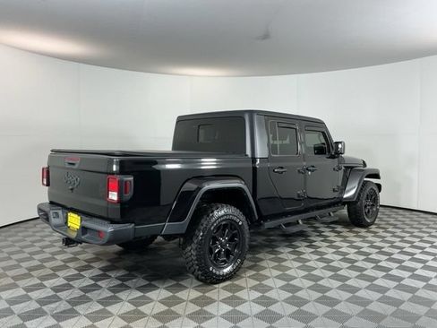 Used 2021 Jeep Gladiator Sport AWD/4WD image 4