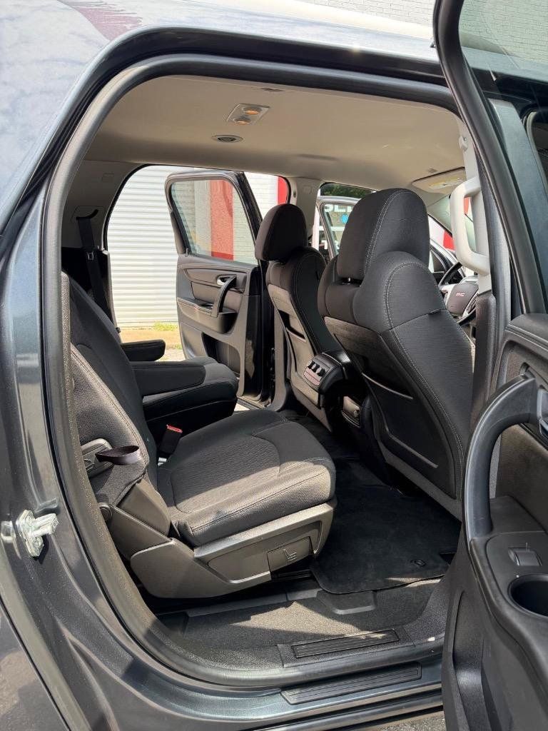Used 2013 GMC Acadia SLE AWD/4WD image 26