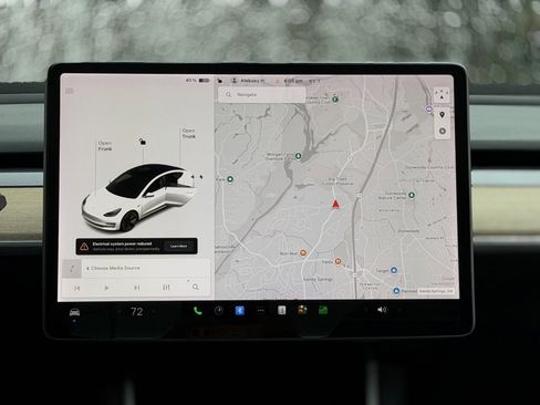 Used 2020 Tesla Model 3 Standard Range Plus image 46