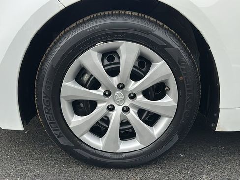 Used 2023 Toyota Corolla LE image 14