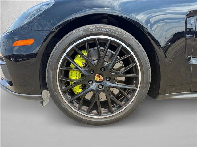 Used 2018 Porsche Panamera 4 AWD/4WD image 27