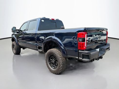 Used 2024 Ford F250 Lariat w/ Lariat Ultimate Package AWD/4WD image 3