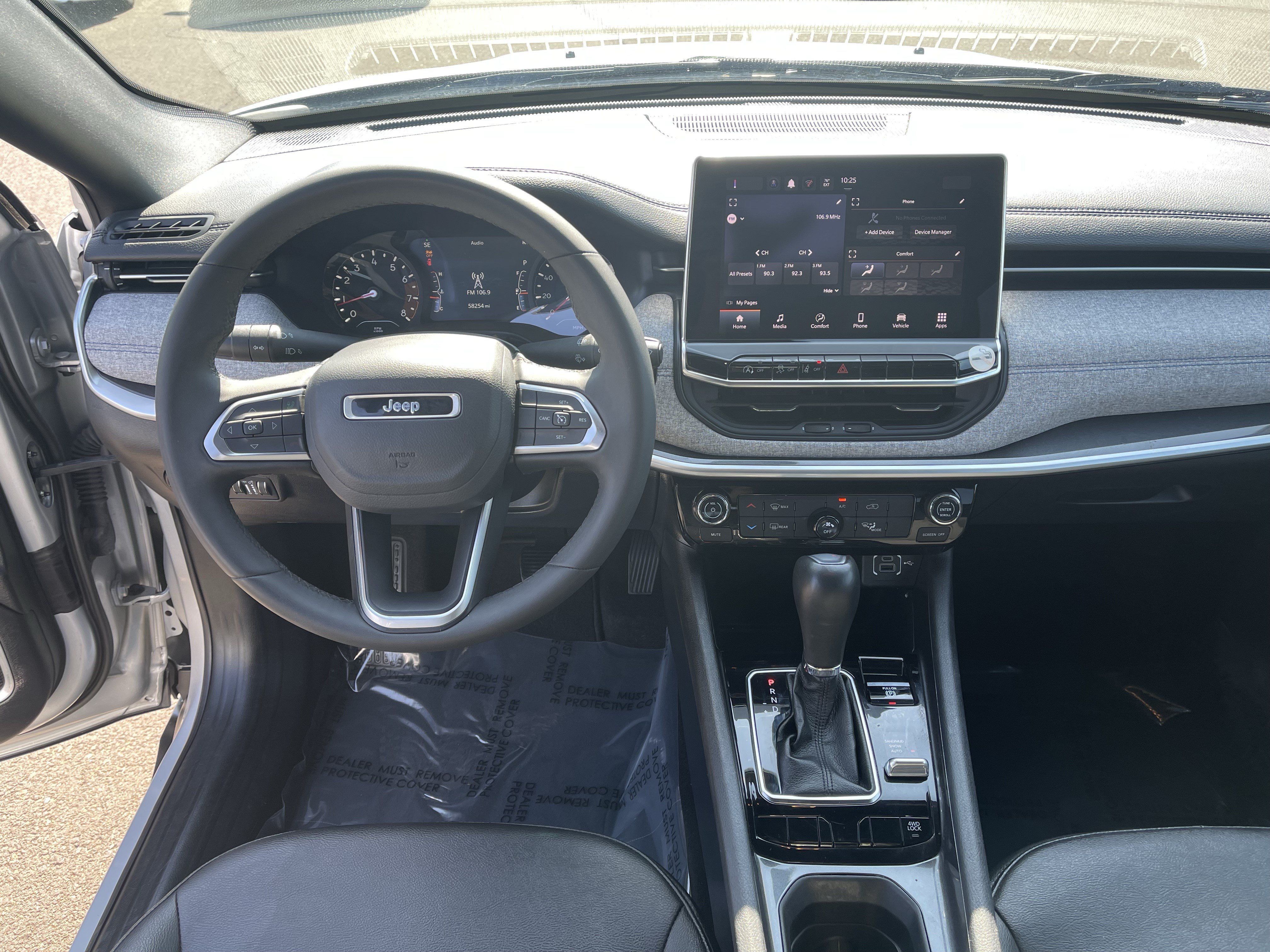 Used 2024 Jeep Compass Latitude AWD/4WD image 12