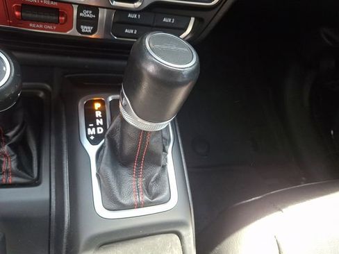 Used 2020 Jeep Gladiator Rubicon w/ Dual Top Group image 16