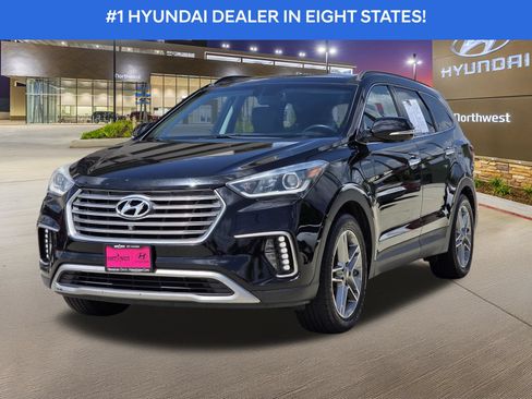 Used 2017 Hyundai Santa Fe FWD image 2