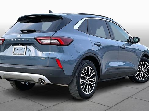 Certified 2023 Ford Escape SE image 13