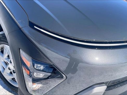 Certified 2025 Hyundai Kona SE image 26