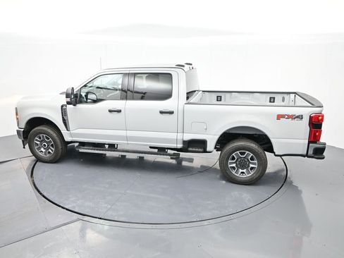 New 2025 Ford F250 XLT w/ 360-Degree Camera Package image 24
