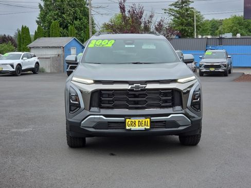 New 2026 Chevrolet Equinox ACTIV w/ Convenience Package III AWD/4WD image 3