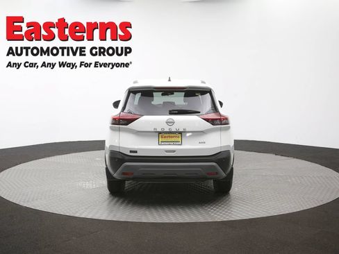 Used 2023 Nissan Rogue S AWD/4WD image 39