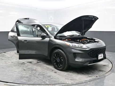Used 2020 Ford Escape SE Sport image 35