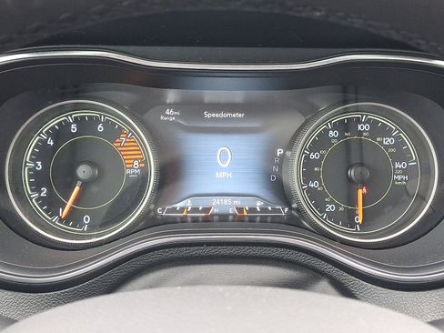 Certified 2019 Jeep Cherokee Limited w/ Technology Group AWD/4WD image 22