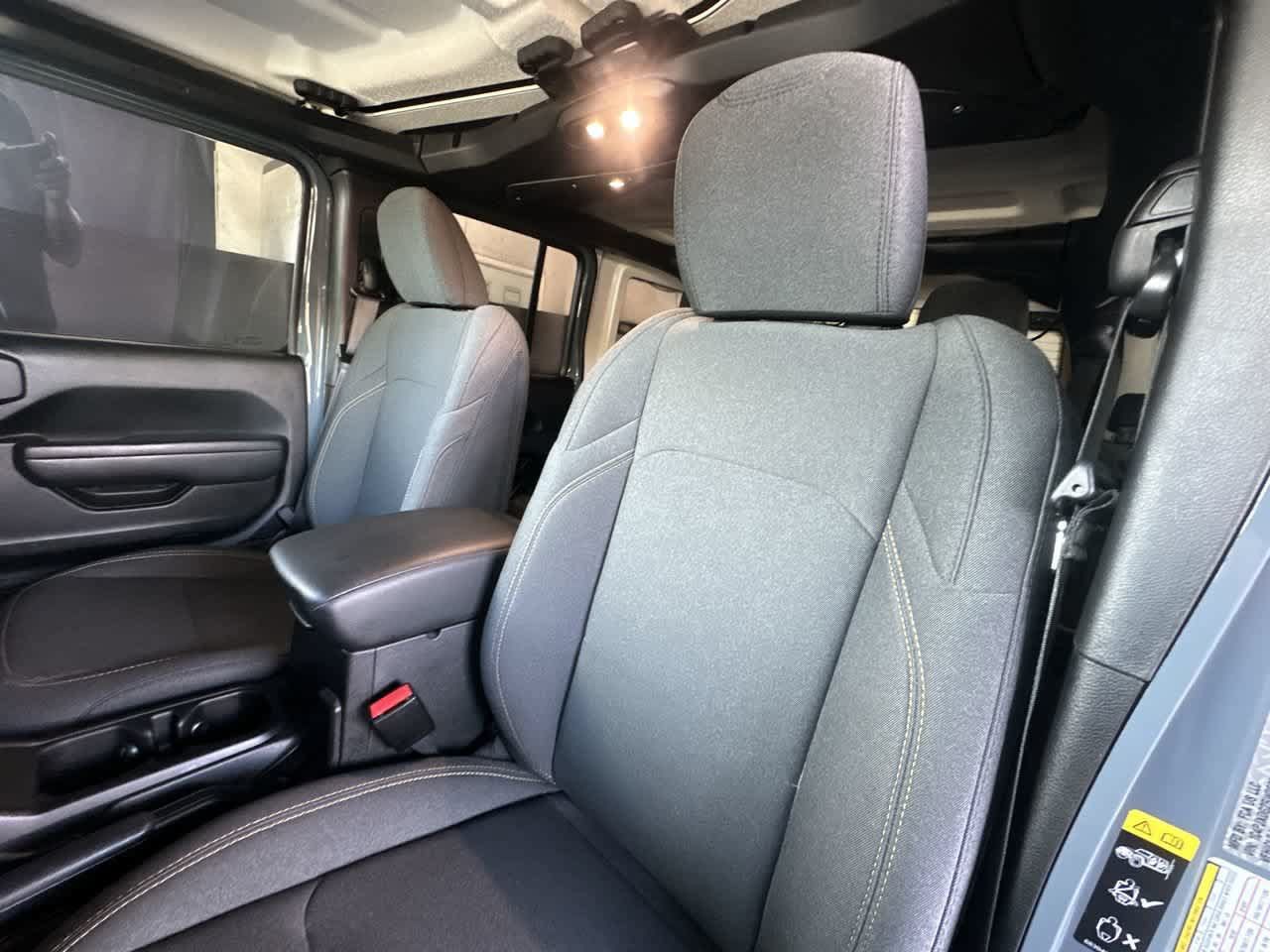 Used 2024 Jeep Wrangler Unlimited Sport AWD/4WD image 14