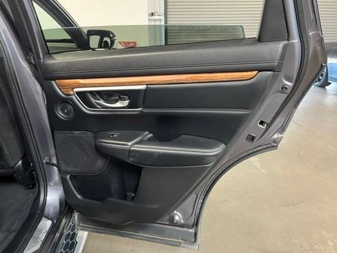 Used 2021 Honda CR-V Touring image 15