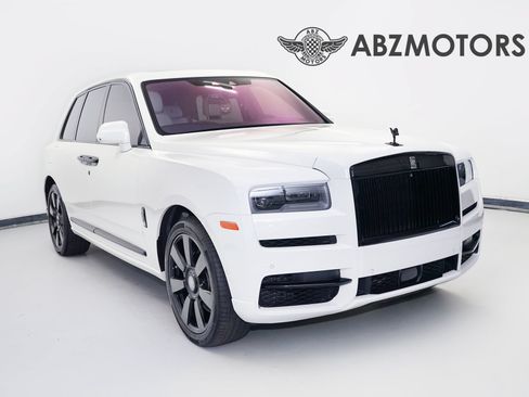 Used 2019 Rolls-Royce Cullinan AWD/4WD image 1