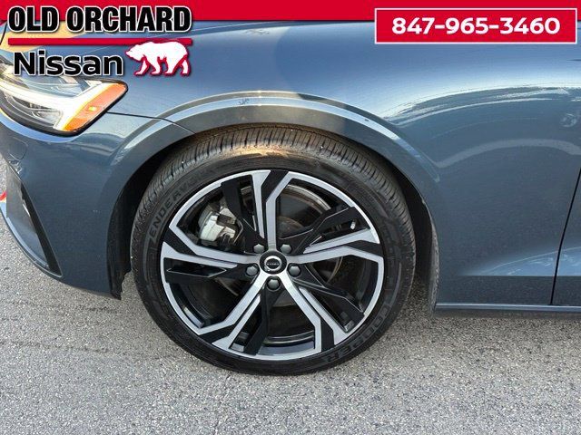 Used 2024 Volvo S60 B5 Core AWD/4WD image 11
