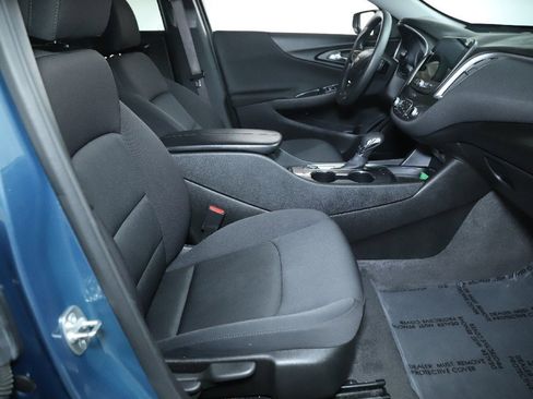 Used 2024 Chevrolet Malibu LT image 34