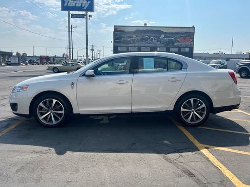Used 2009 Lincoln MKS FWD image 8