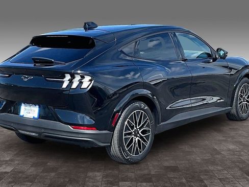 Used 2025 Ford Mustang Mach-E Premium AWD/4WD image 28