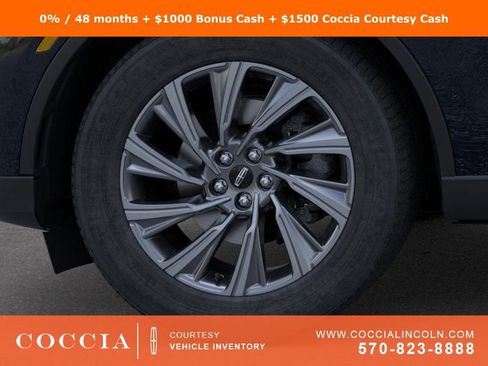 New 2025 Lincoln Aviator AWD image 19