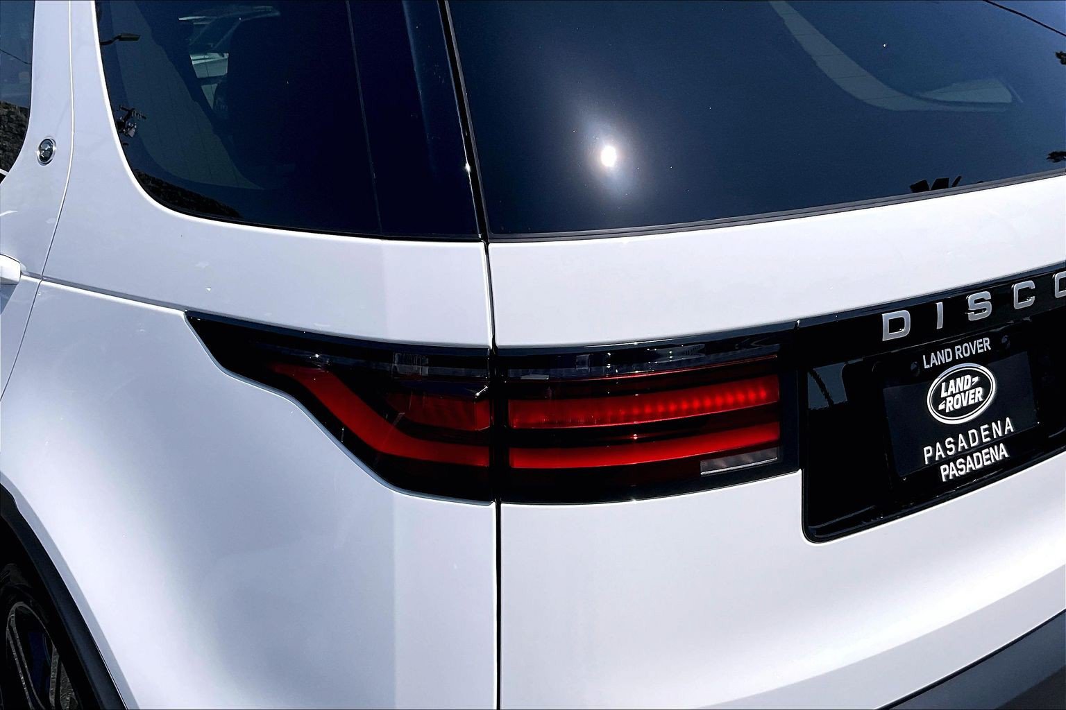 New 2026 Land Rover Discovery S AWD/4WD image 8