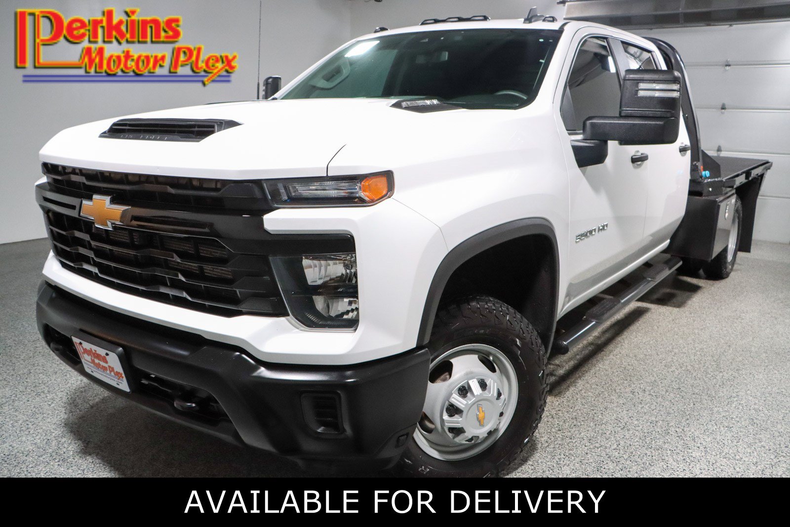 Used 2024 Chevrolet Silverado 3500 W/T w/ WT Convenience Package AWD/4WD image 1