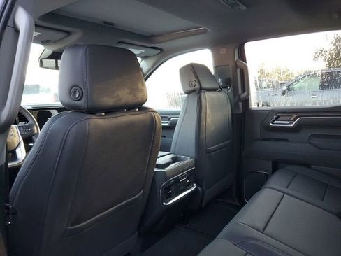 New 2026 GMC Sierra 1500 SLT w/ SLT Premium Plus Package image 12