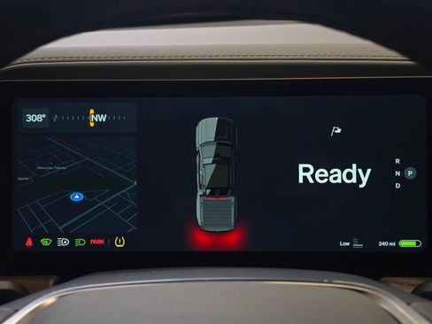 Used 2022 Rivian R1T Adventure image 37