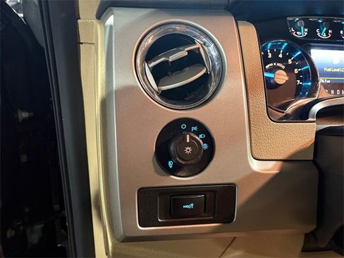 Used 2012 Ford F150 Lariat w/ Lariat Chrome Pkg image 20