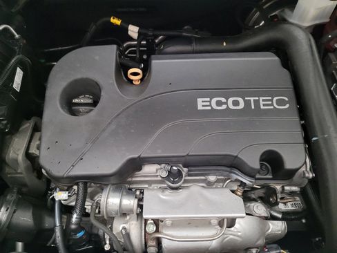 Used 2021 Chevrolet Equinox LT FWD image 30