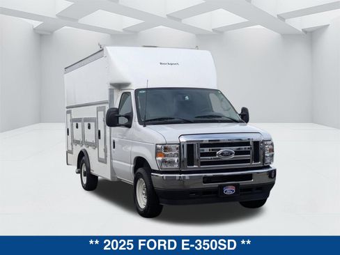 New 2025 Ford E-350 and Econoline 350 Super Duty w/ Power Equipment Group RWD image 3