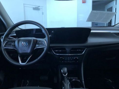 Used 2025 Buick Encore GX Preferred image 18